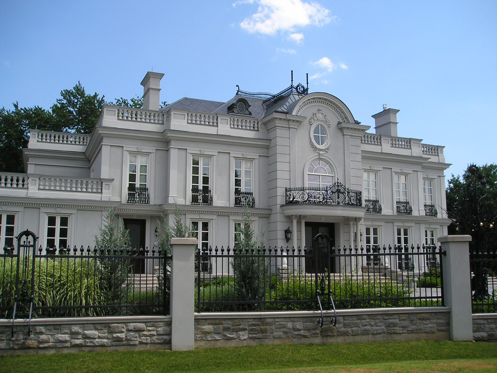 Mississauga Luxury Homes for Sale